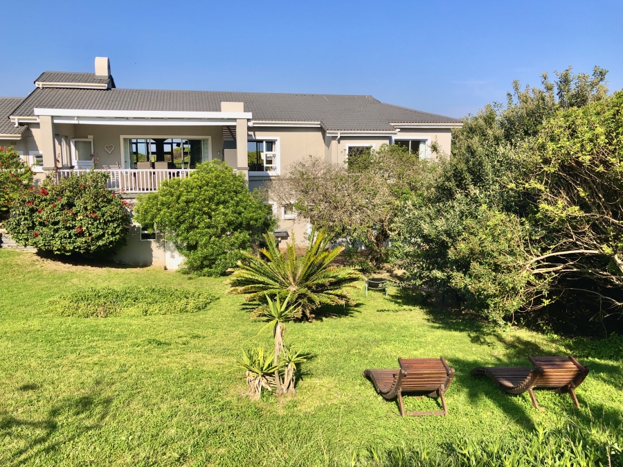 5 Bedroom Property for Sale in West Beach Eastern Cape